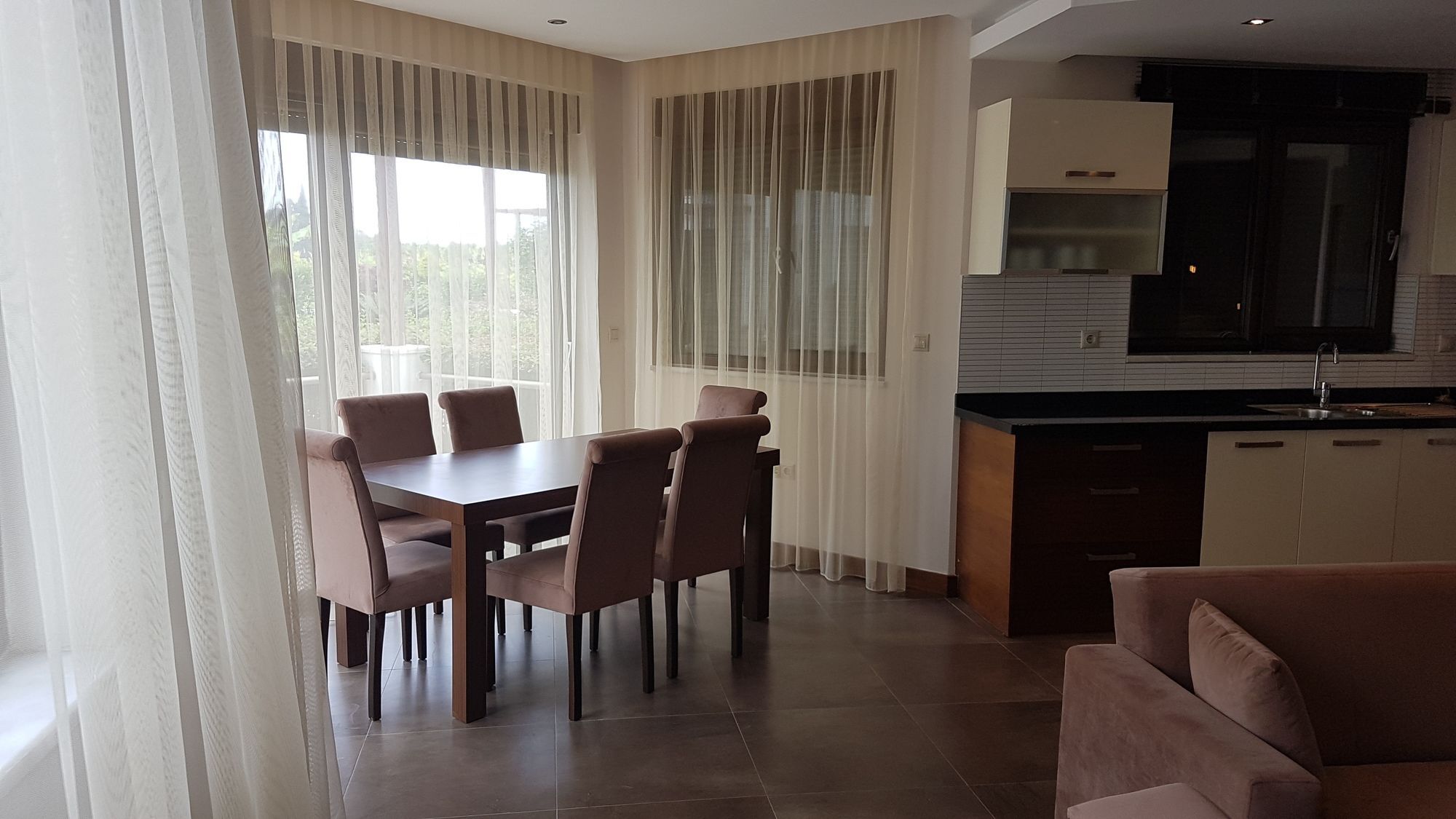 קמר Cristal Villalar מראה חיצוני תמונה